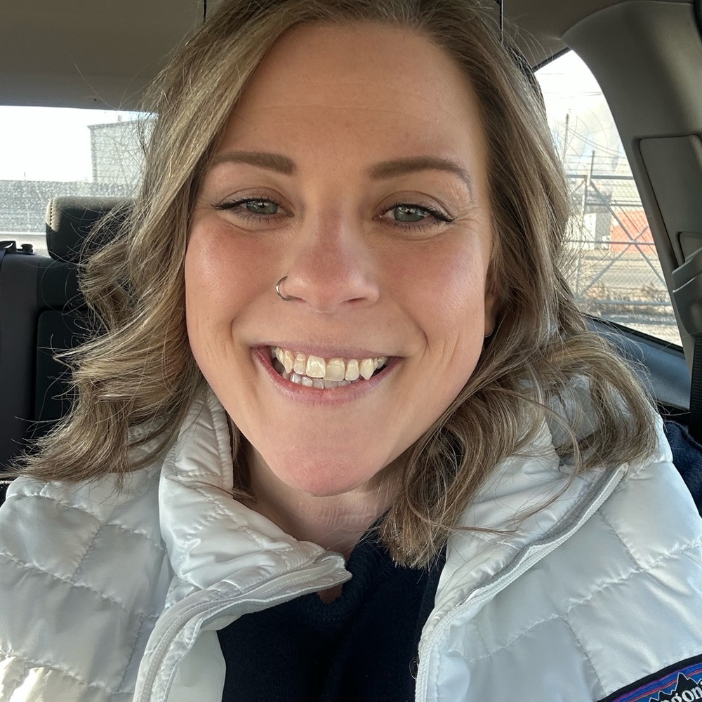 Meet your Posher, Allegra